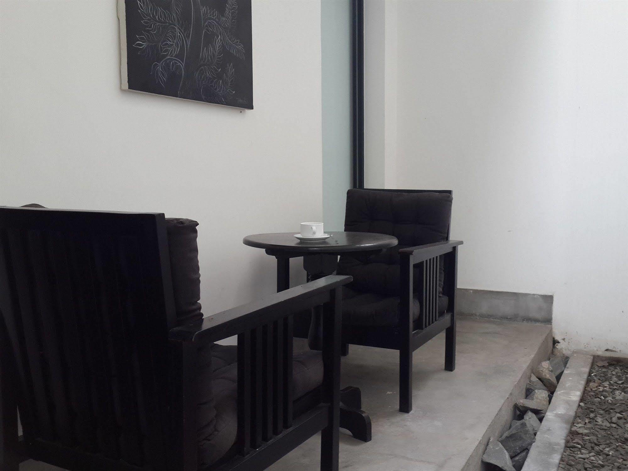 Hotel Ofuro Phnom-Penh Buitenkant foto