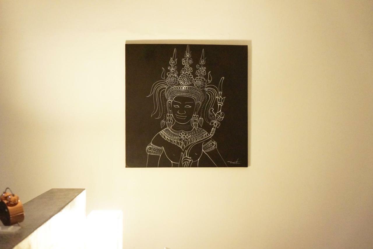Hotel Ofuro Phnom-Penh Buitenkant foto