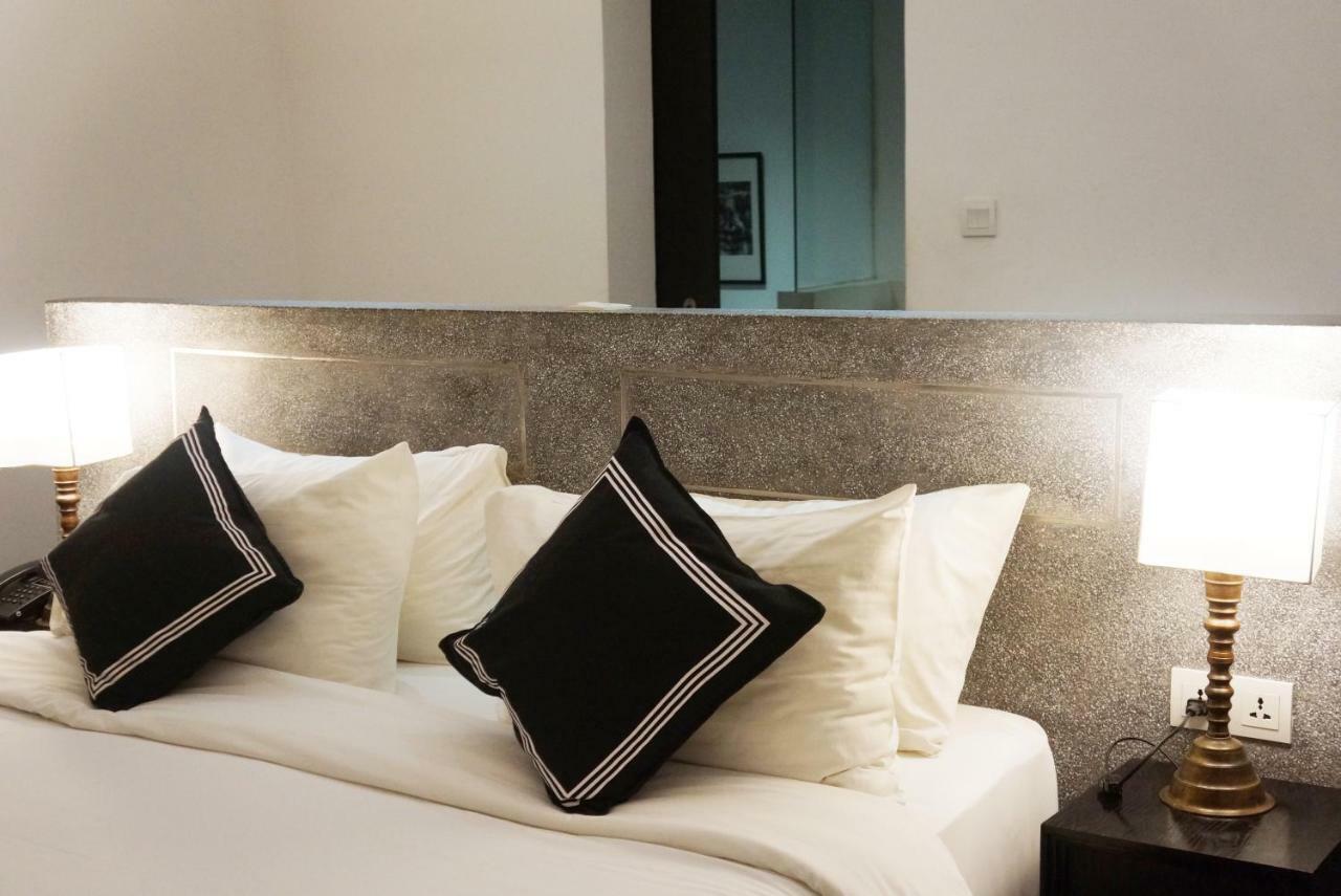 Hotel Ofuro Phnom-Penh Buitenkant foto