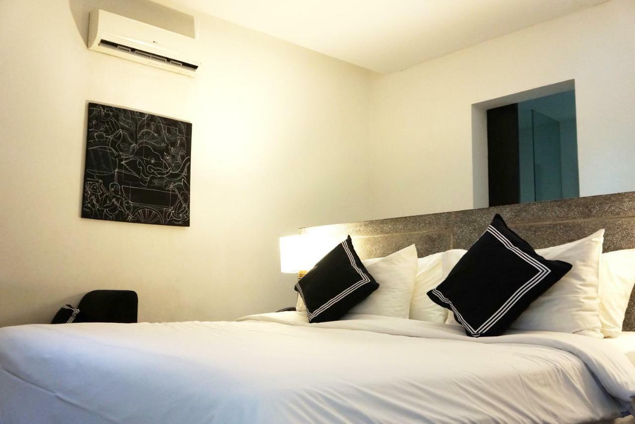 Hotel Ofuro Phnom-Penh Buitenkant foto