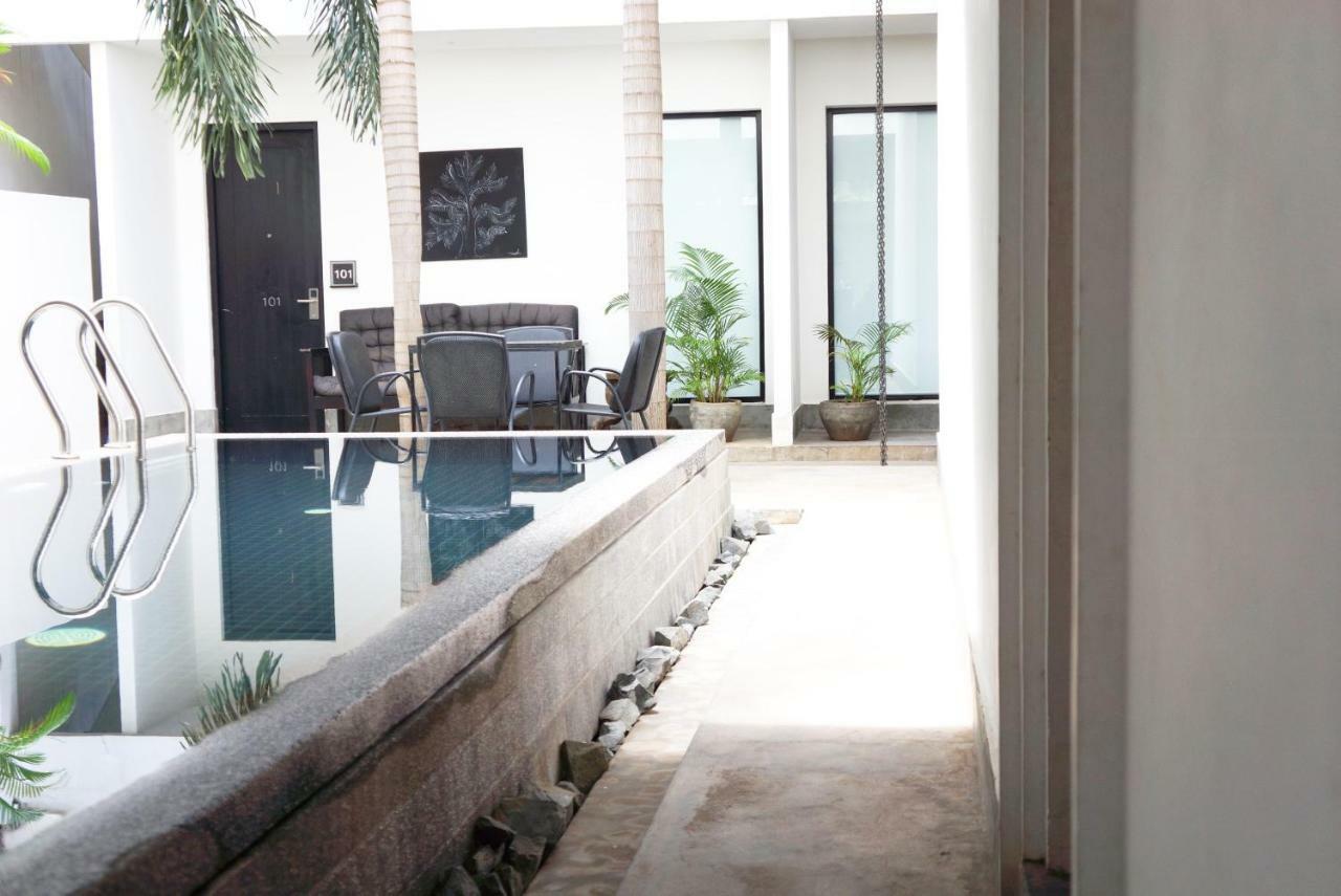 Hotel Ofuro Phnom-Penh Buitenkant foto